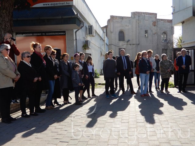 A holokauszt áldozataira emlékeztünk 05